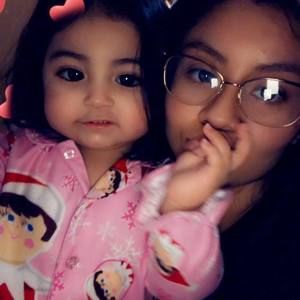 Meet your Posher, Kayla